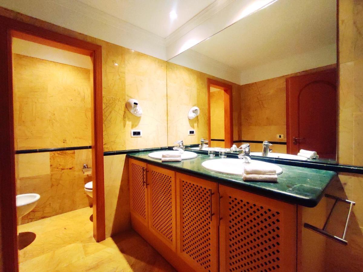 סן מיגל דה אבונה El Nautico Suites, Golf Del Sur מראה חיצוני תמונה